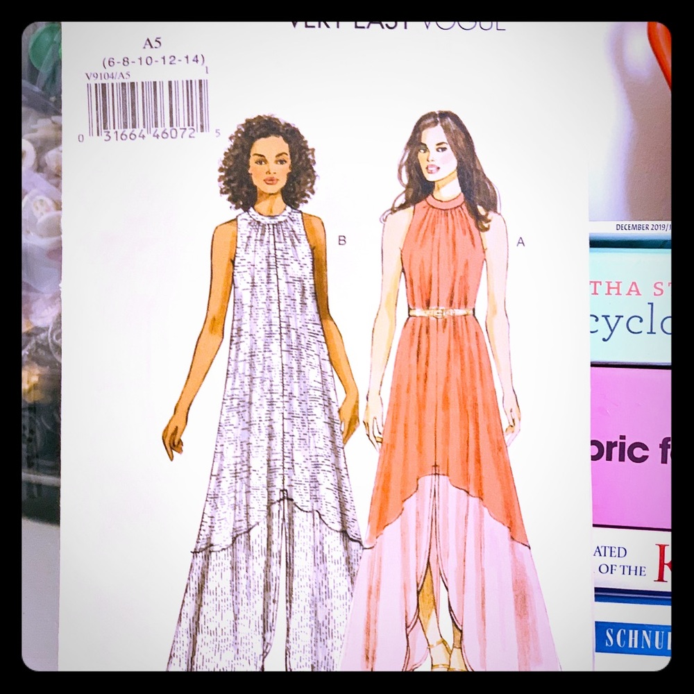 Very Easy Vogue Sewing Pattern